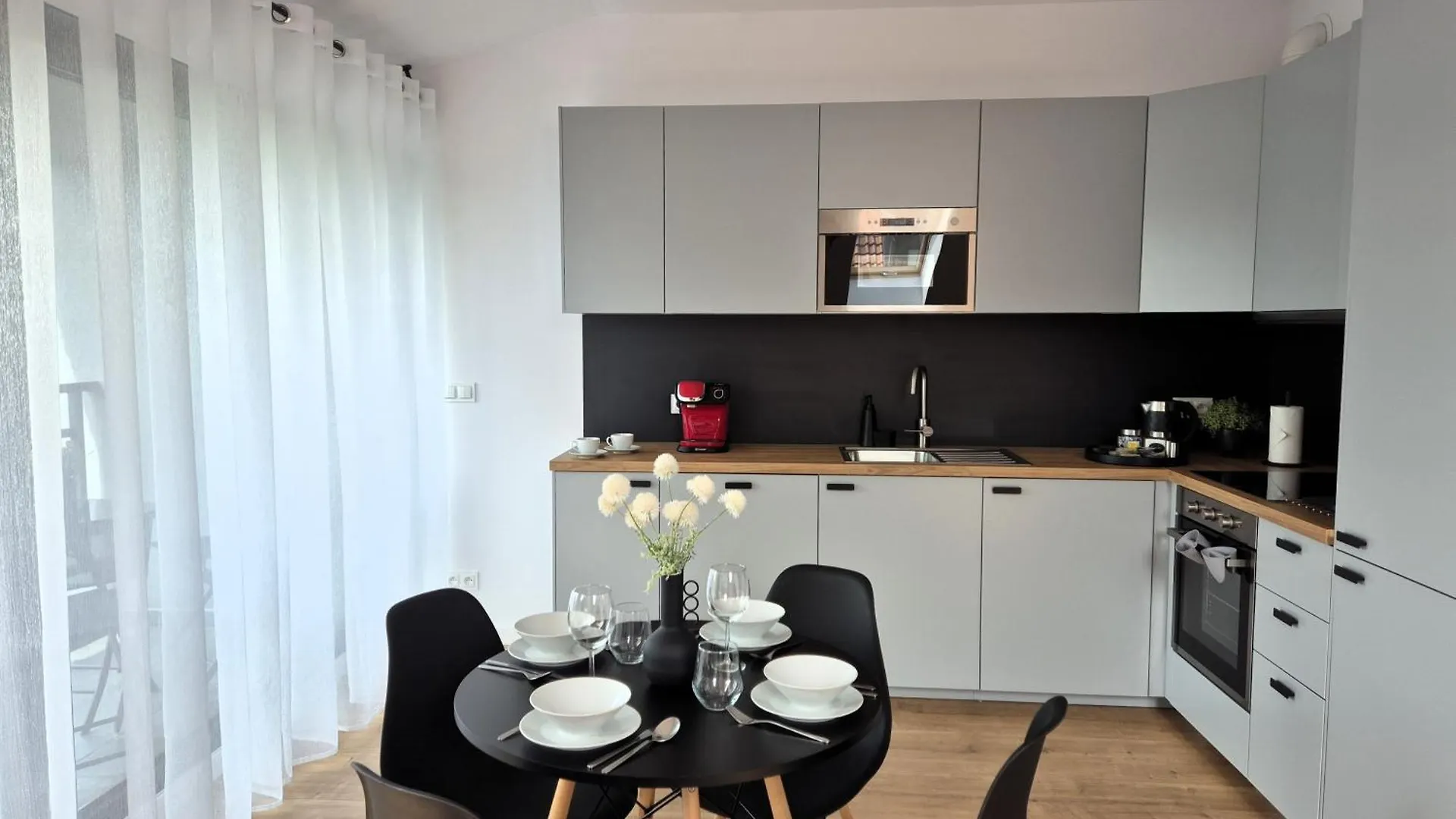 Willa Raclawicka Apartments 포즈난